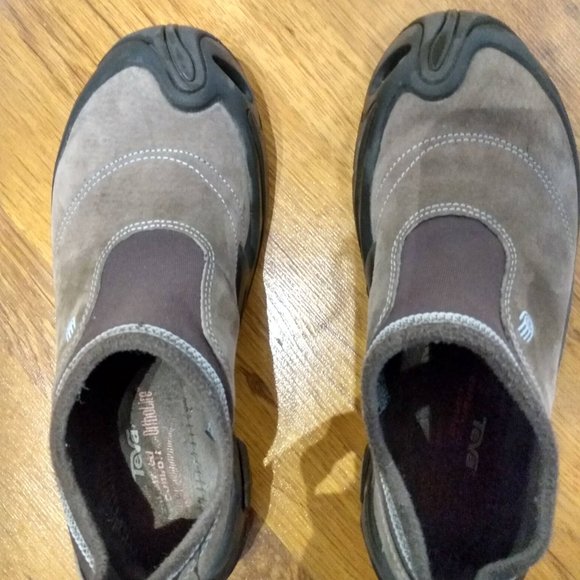 Ladies TEVA casual shoes - Picture 2 of 6